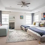 New Luxury Quiet Island Atlantic City Getaway